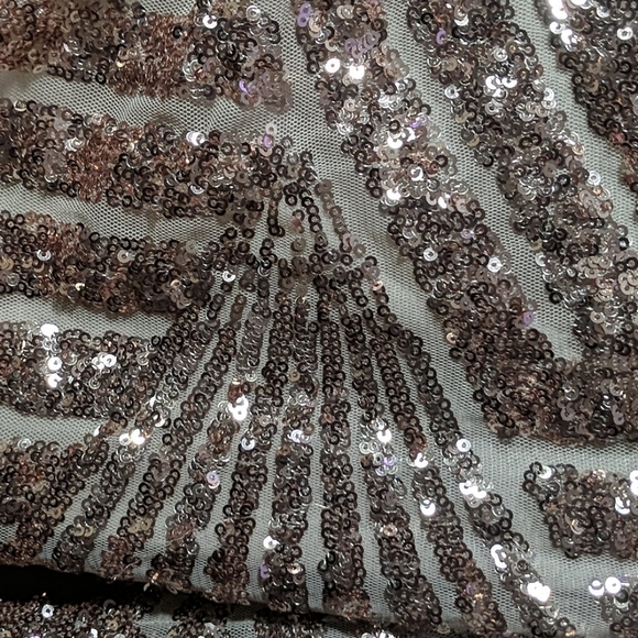 Boohoo Sequin dress - Picture 5 of 9